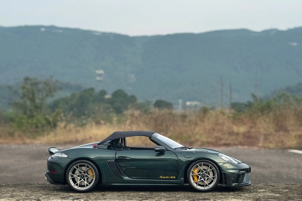 Norev Porsche Spyder RS Covertible Roof Top