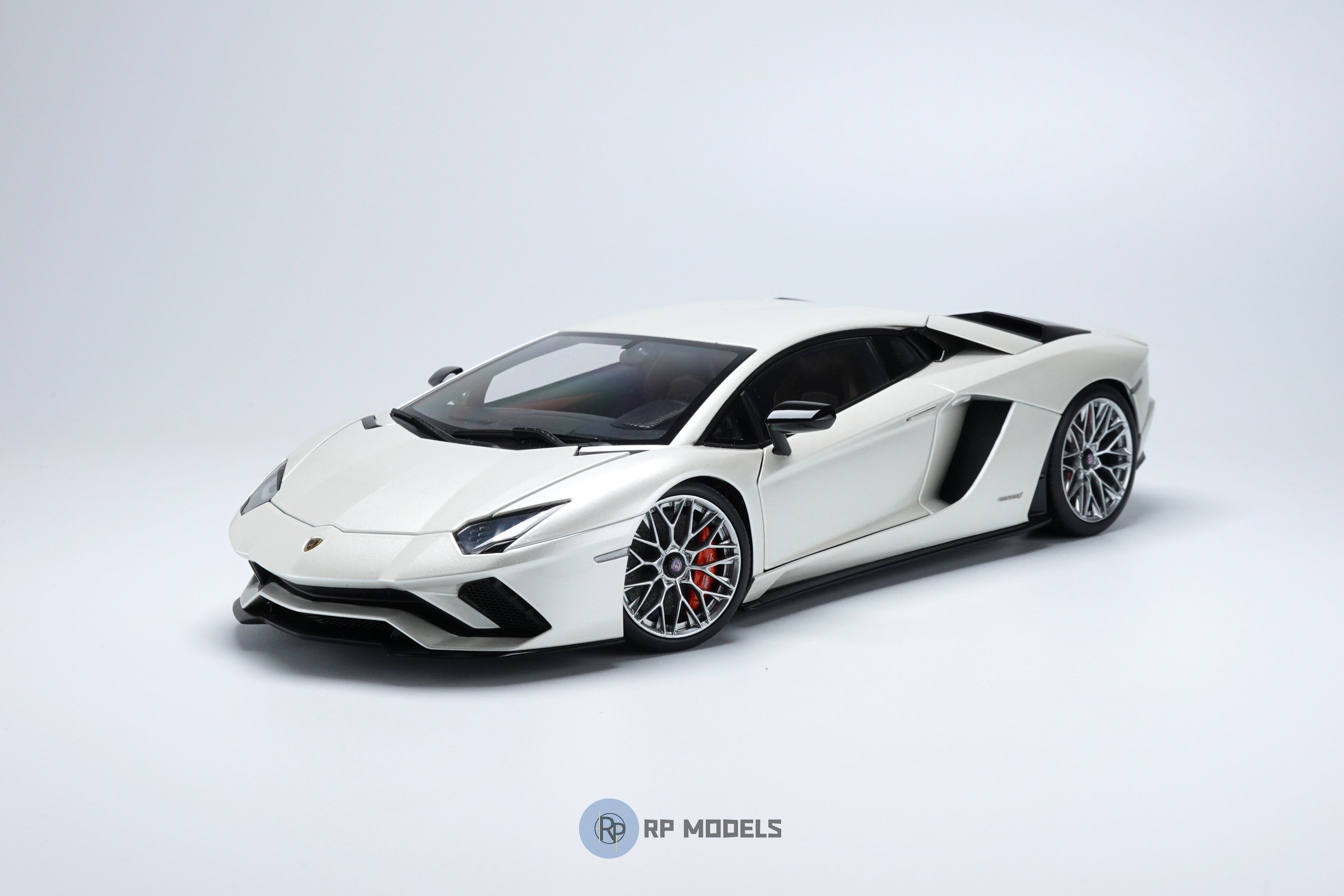 Aventador HRE P200 Wheels and Suspension Kit (Painted)