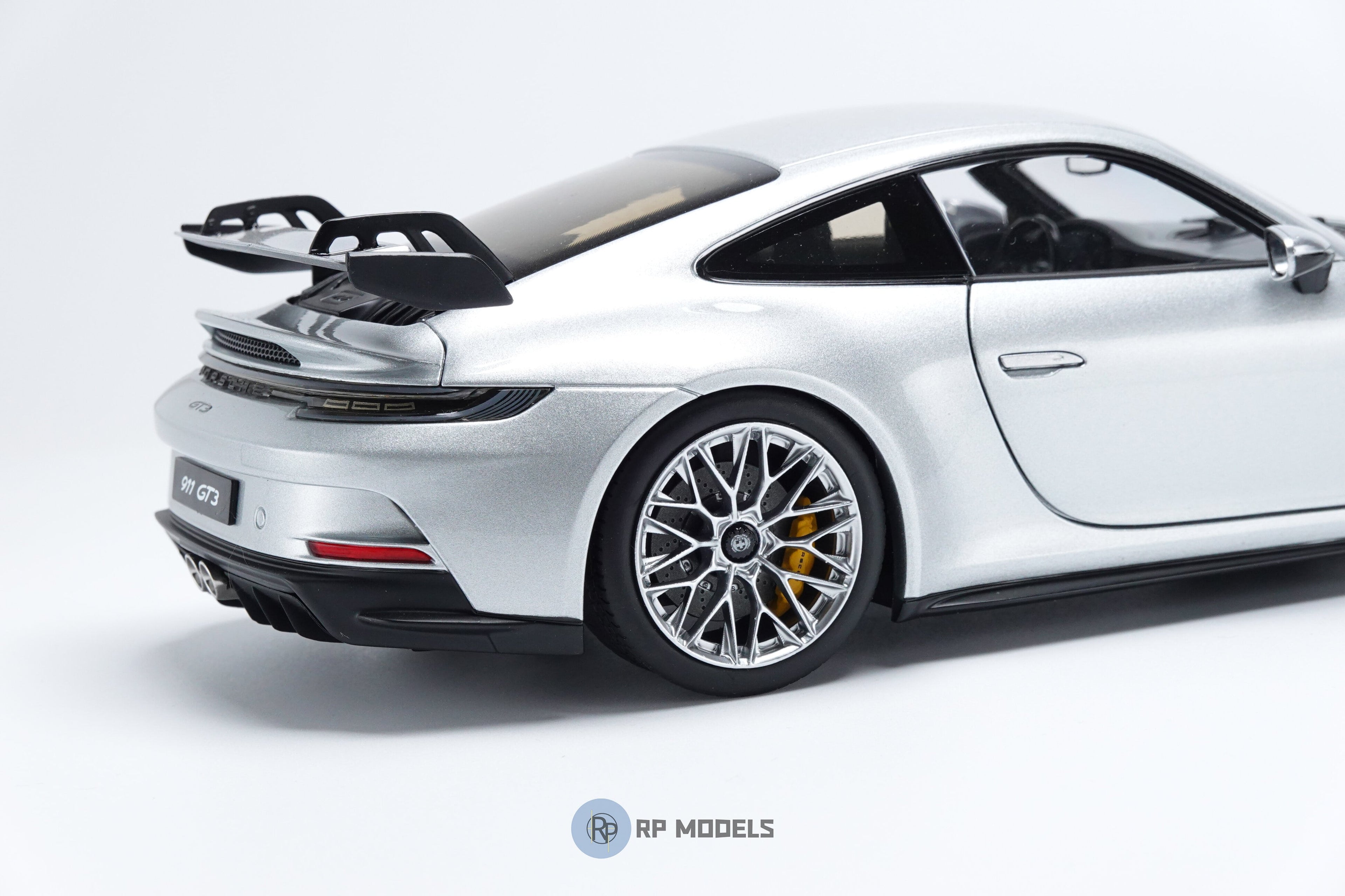 Norev Porsche 911 GT3 Wheels Kit (Painted)