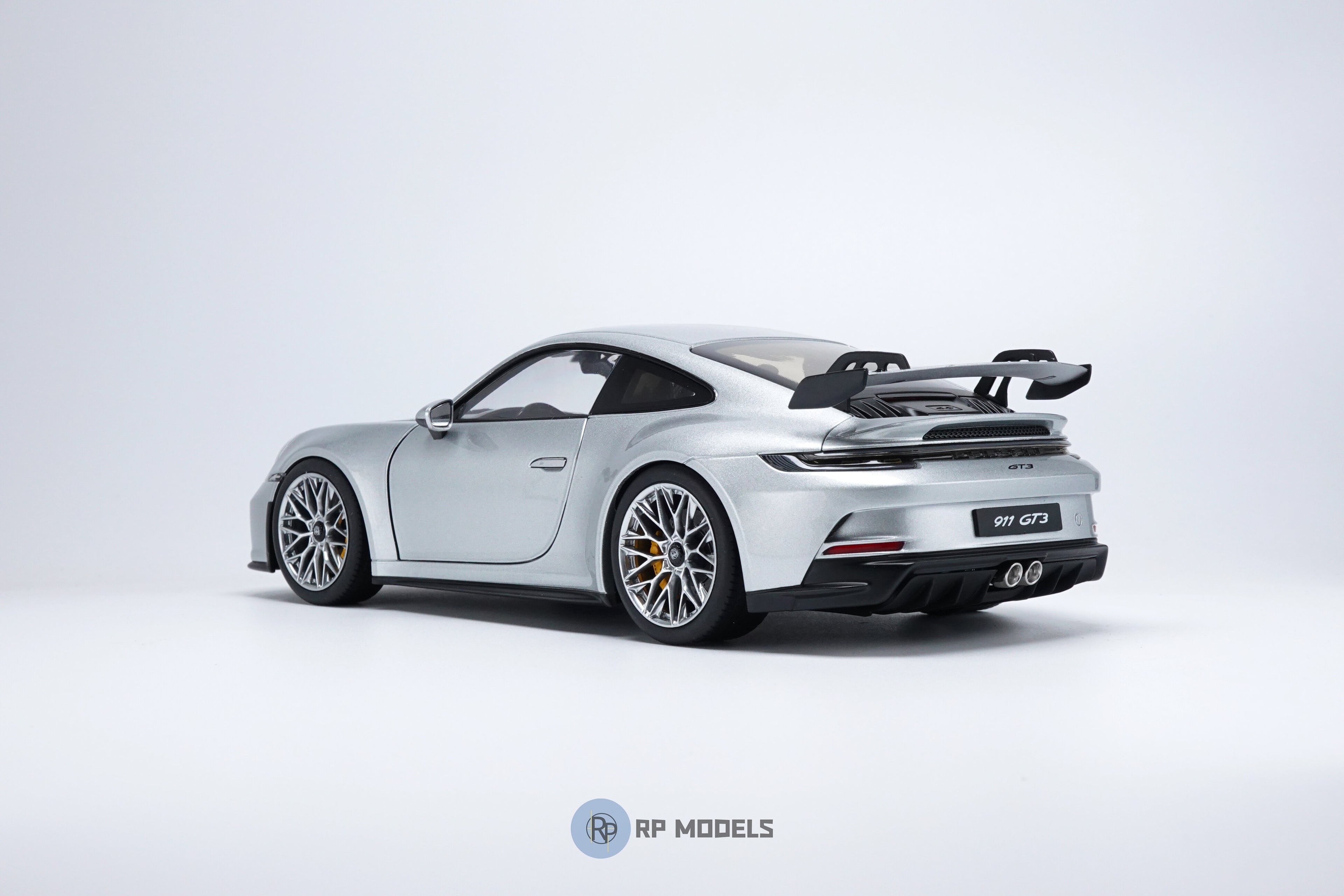 Norev Porsche 911 GT3 Wheels Kit (Painted)