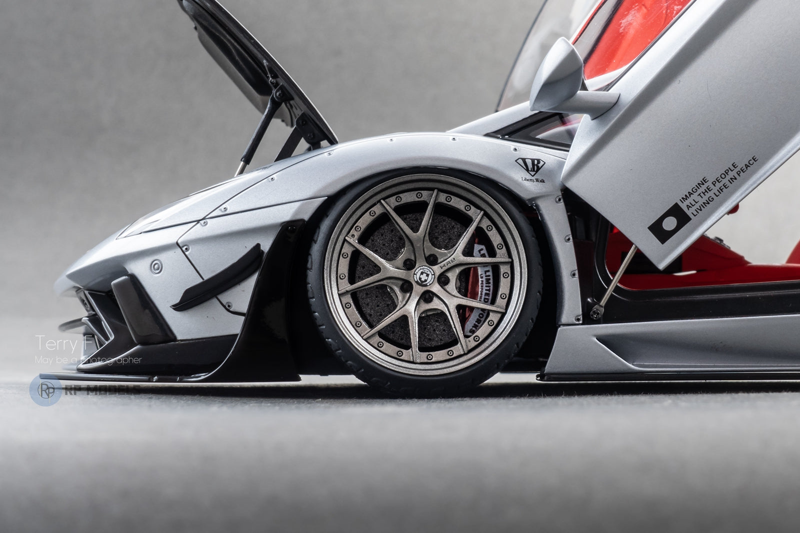 LBWK Aventador Wheels and Suspension Kit (Painted)